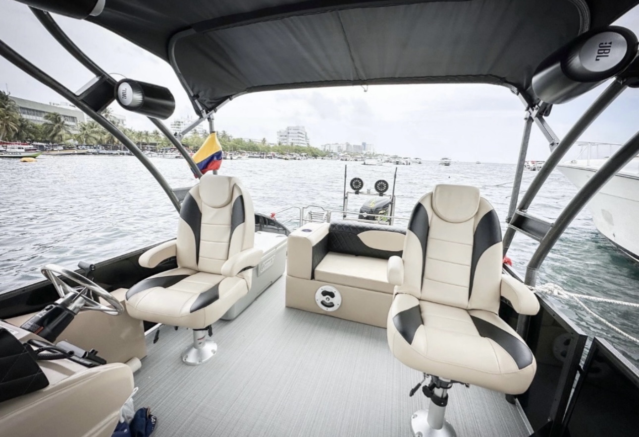 Pontón  Luxury 19 personas