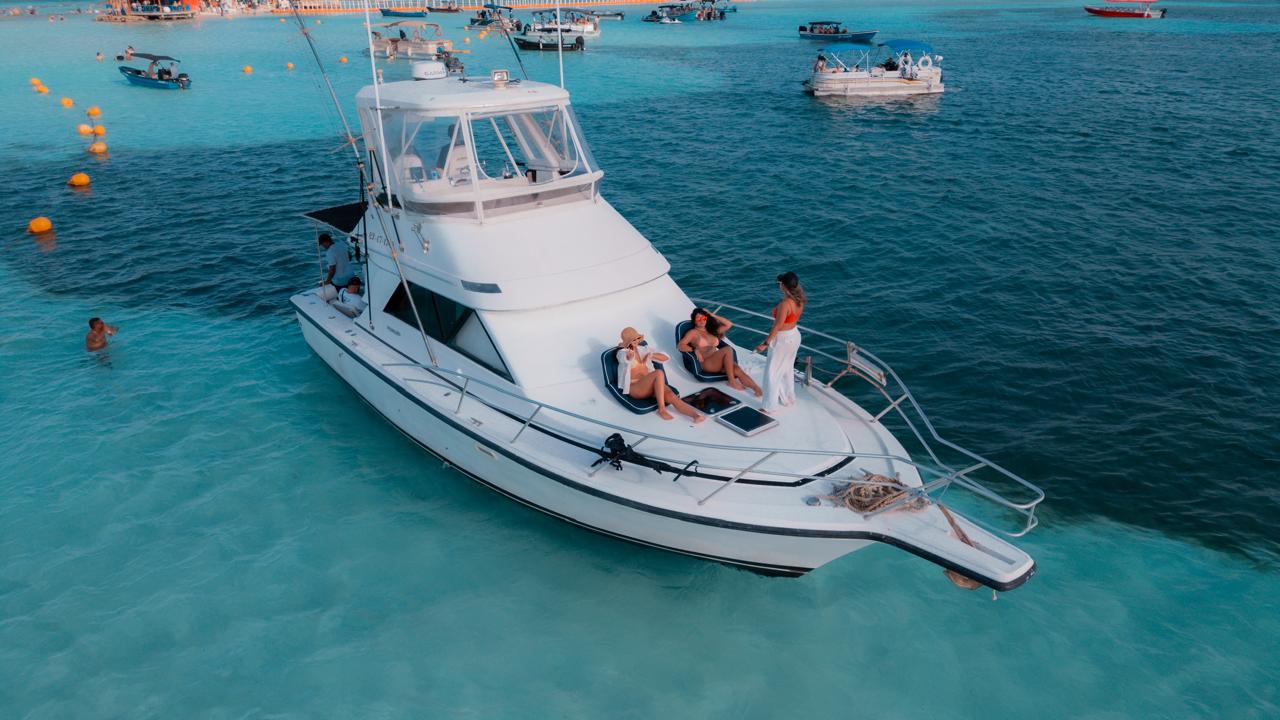 Yate San Andrés 17 personas