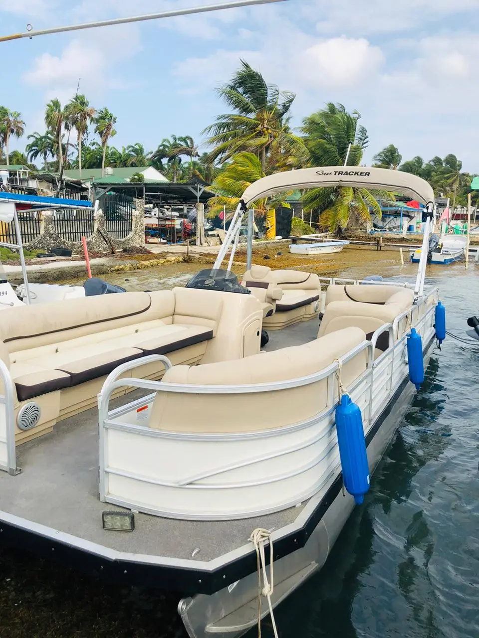 Pontón Randy | Pontón en San Andrés