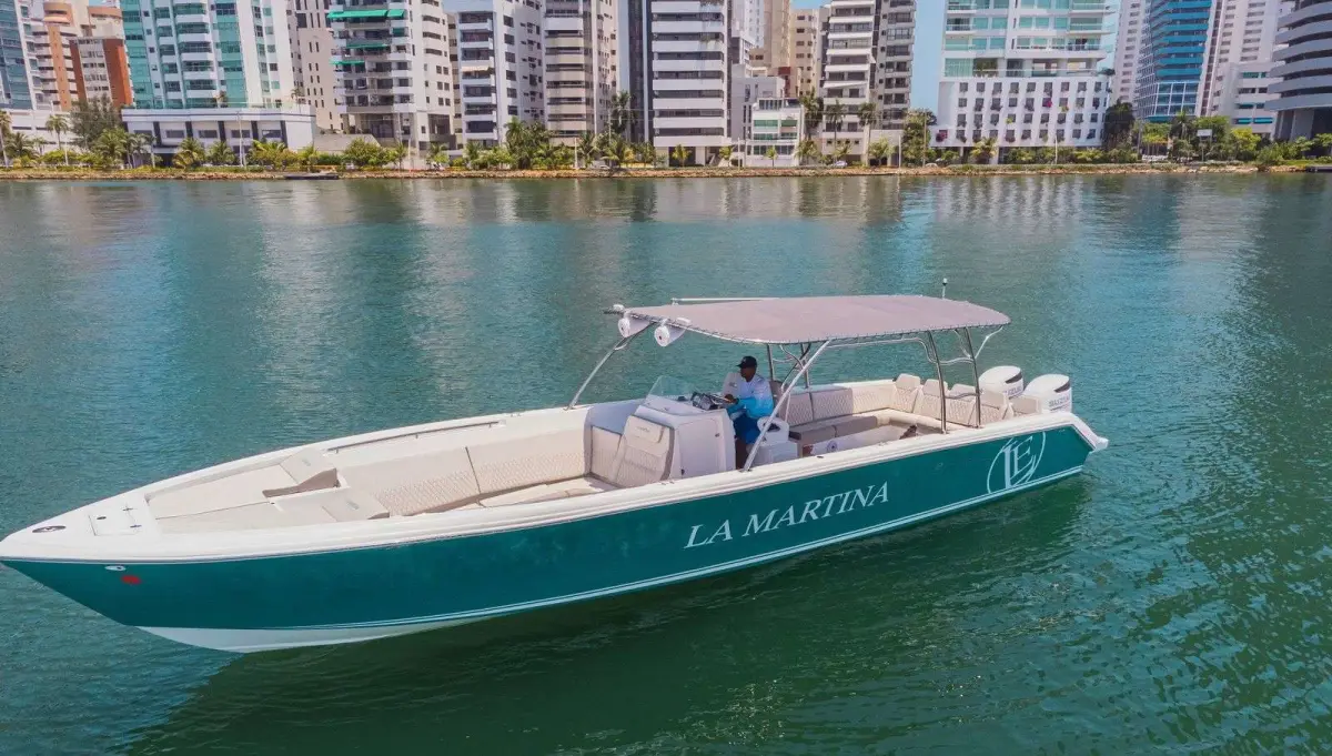Speedboat Rentals in Cartagena