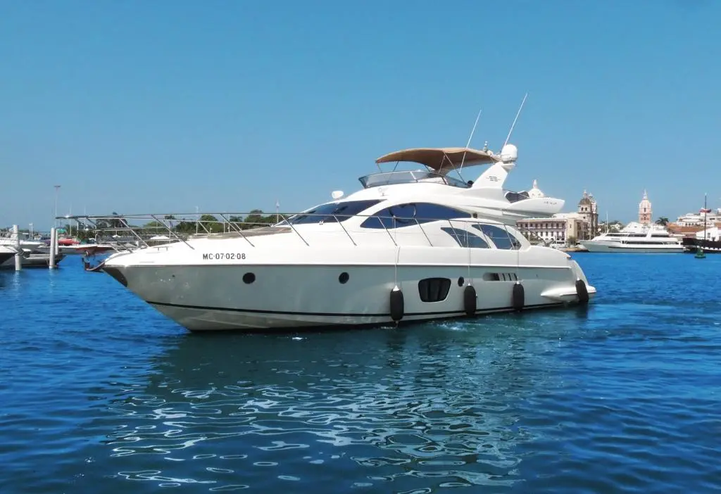 Iate Luz Azimut 55Ft | Iate em Cartagena