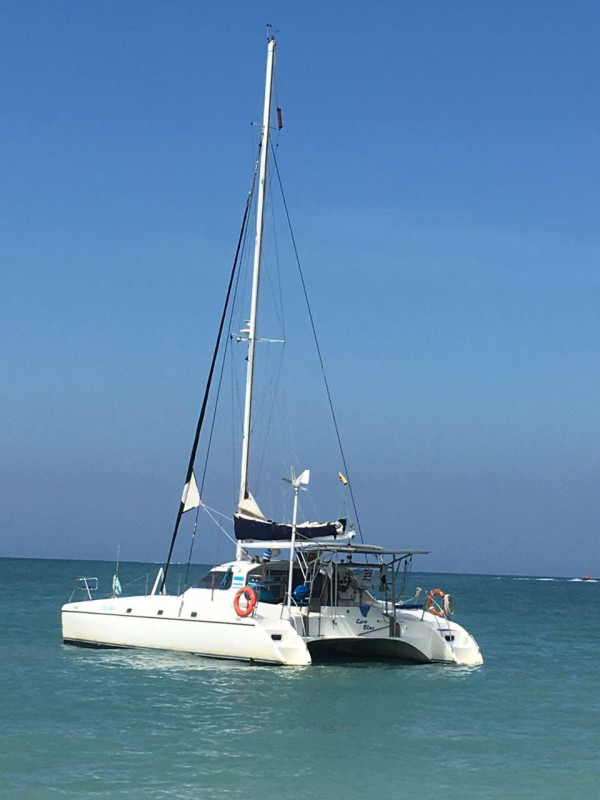 Catamarán Blue 40Ft | Catamarán en santa marta